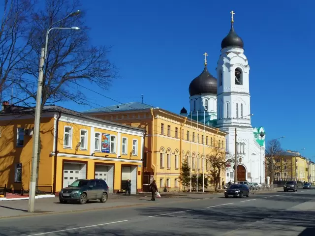 Дворцовый проспект