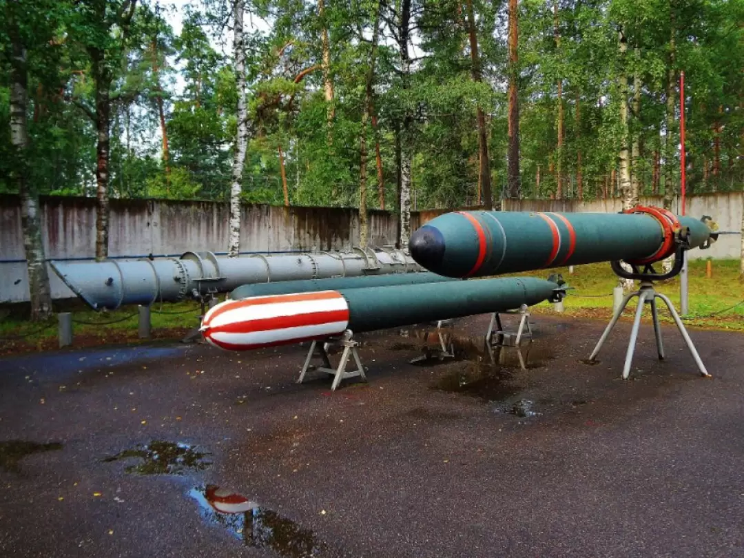 Большая Ижора. Экспозиция морского корабельного оружия
