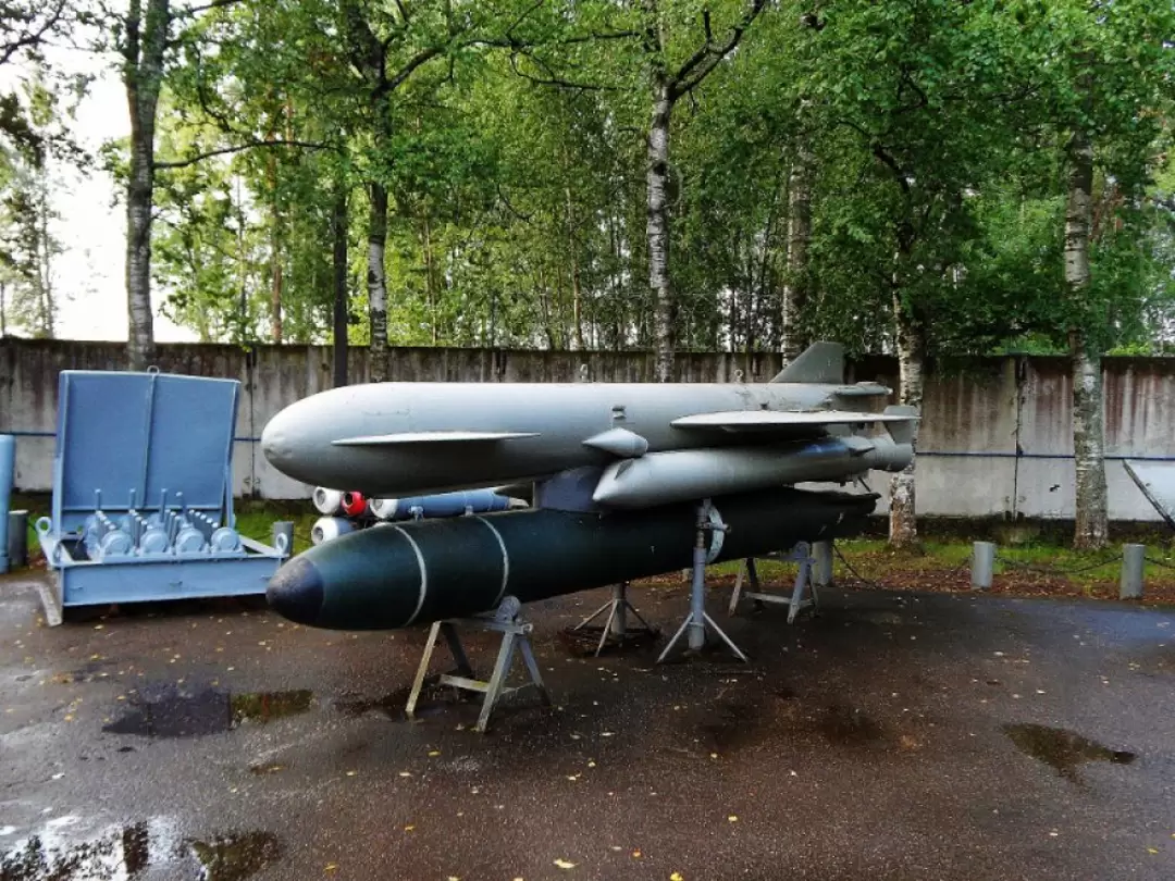 Большая Ижора. Экспозиция морского корабельного оружия