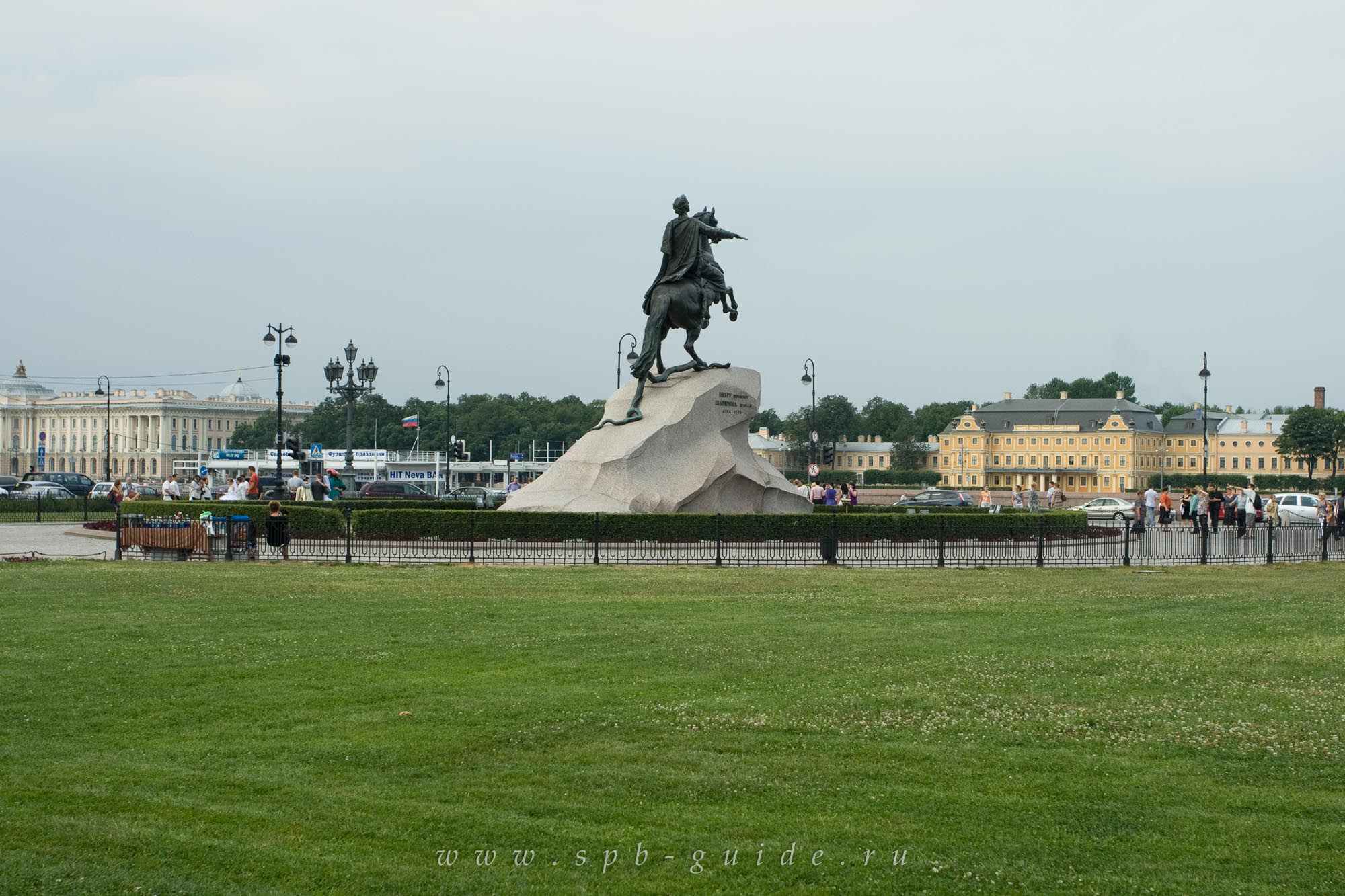 Памятник Петру I «Медный всадник»