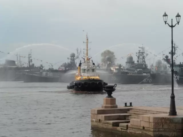 РБ-20 — рейдовый буксир ЛенВМБ проекта 90660