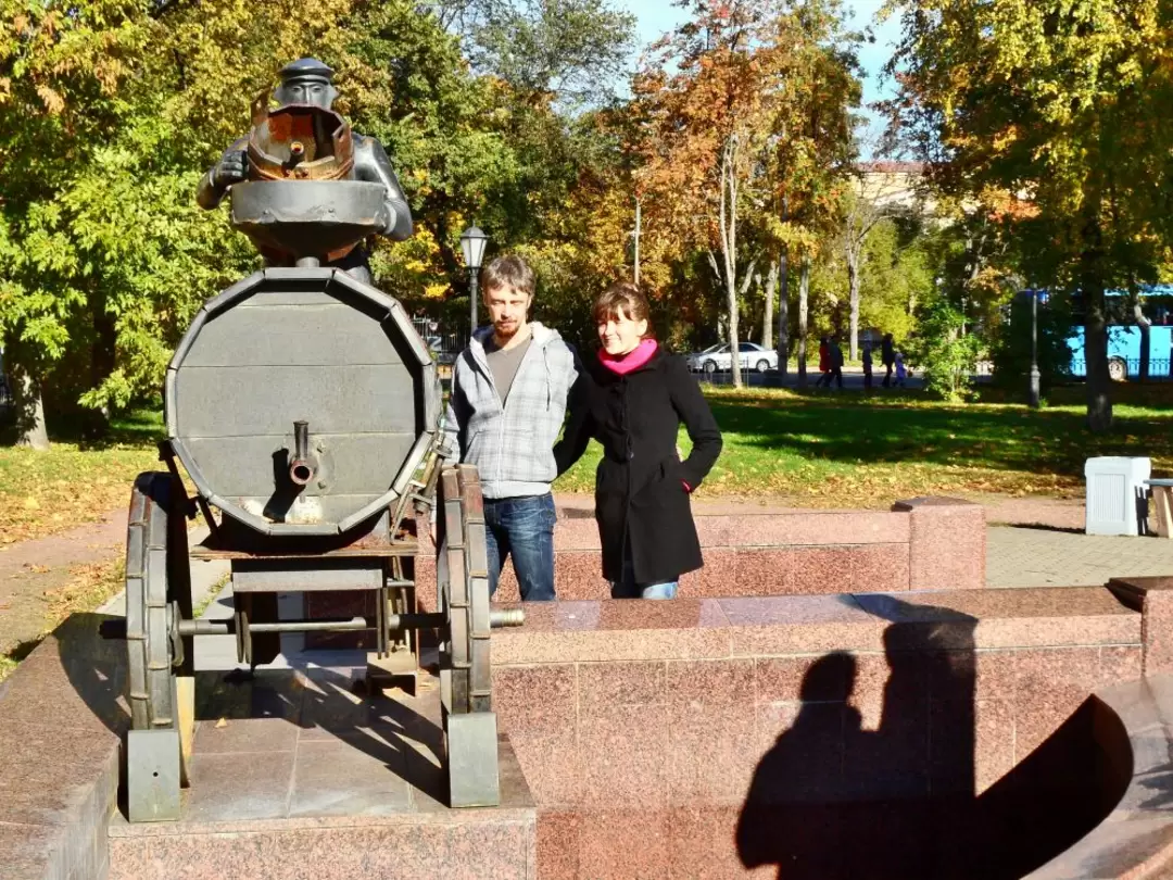 Скульптура-фонтан «Кронштадтский водовоз», скульптор Ф. П. Крушельницкий при участии И. Андрюхина, 2006 г.