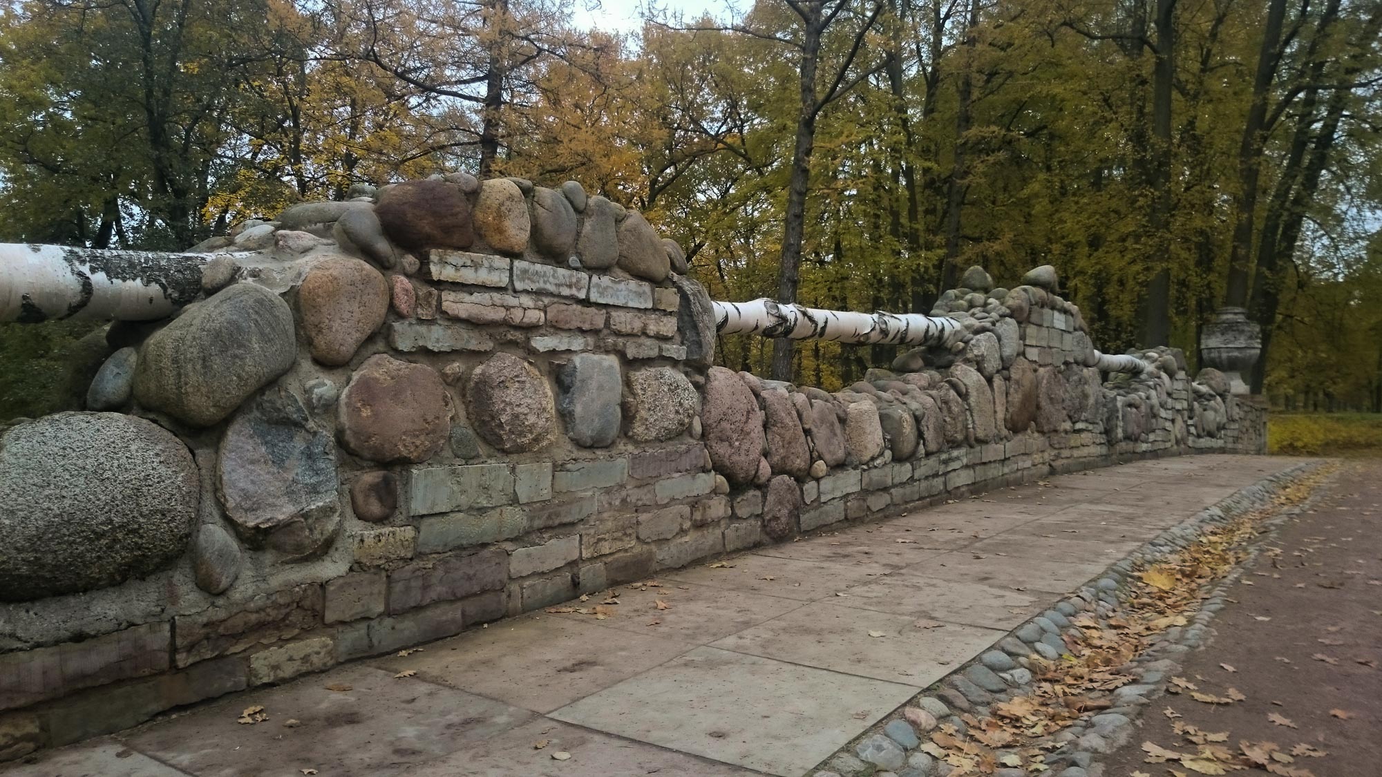 Большой Руины мост в парке Александрия