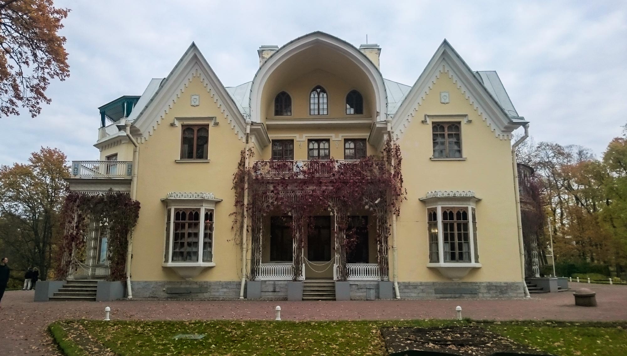 Дворец Коттедж в Петергофе