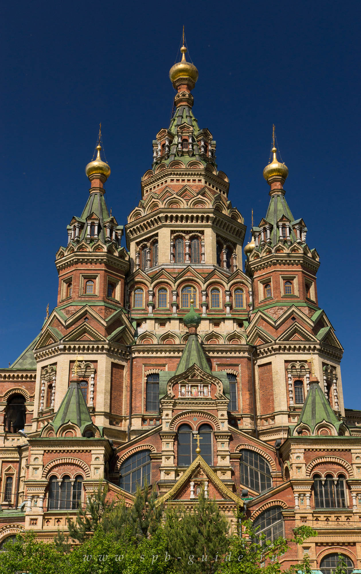 Петропавловский собор в Петергофе