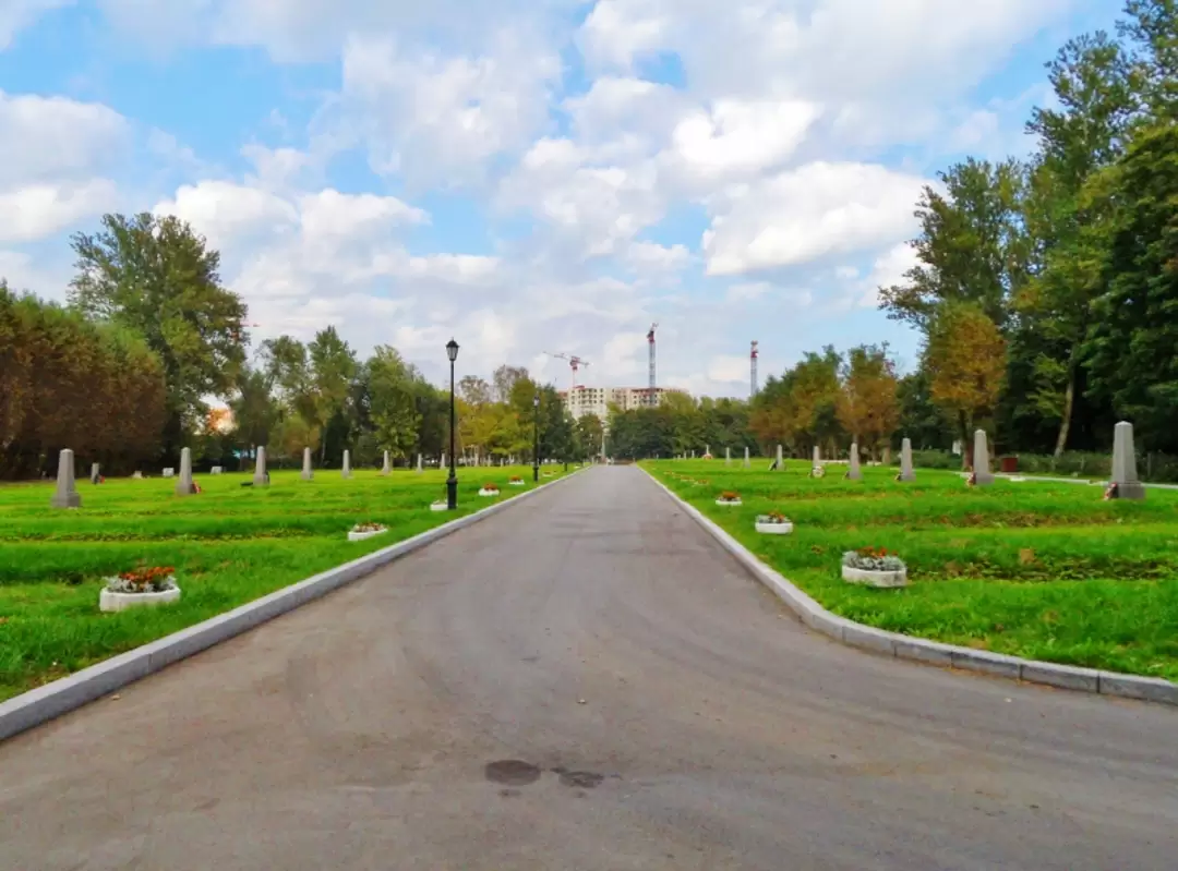 Мемориал защитникам Ленинграда