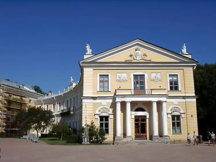 Павловск, Большой дворец