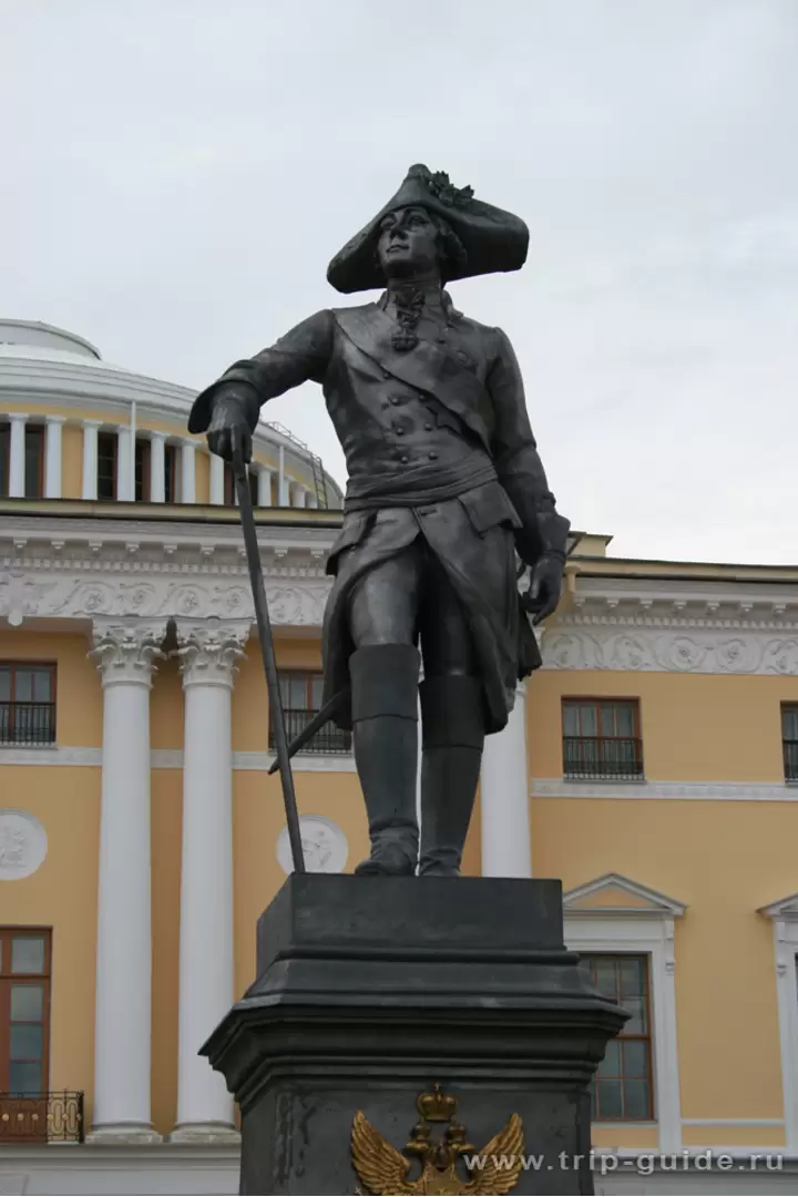 Памятник Павлу I