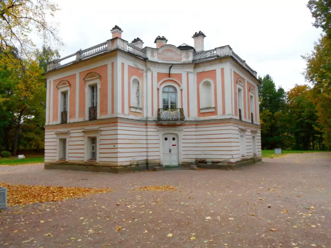 Дворец Петра III