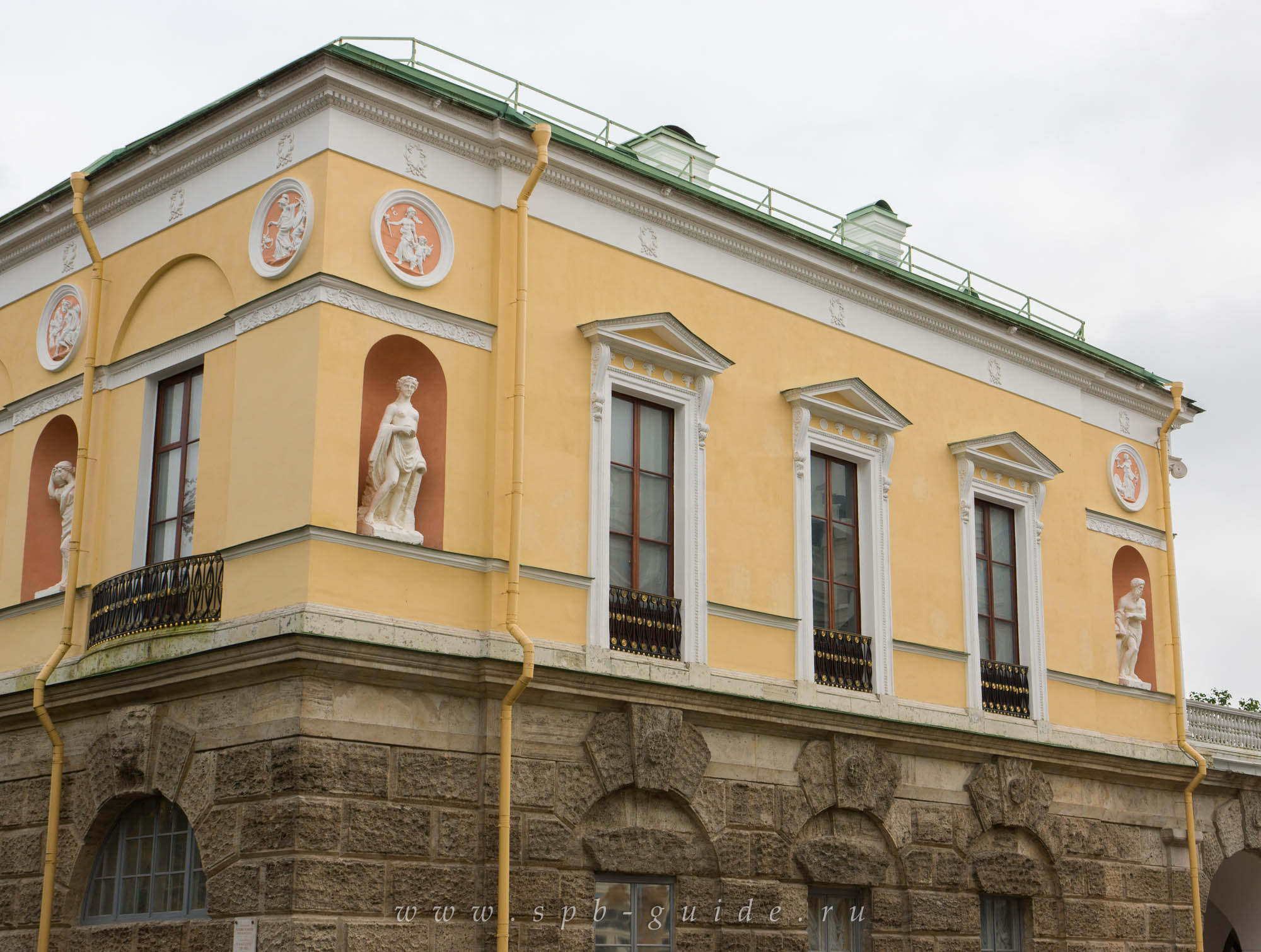 Холодная баня (Агатовые комнаты) в Царском Селе