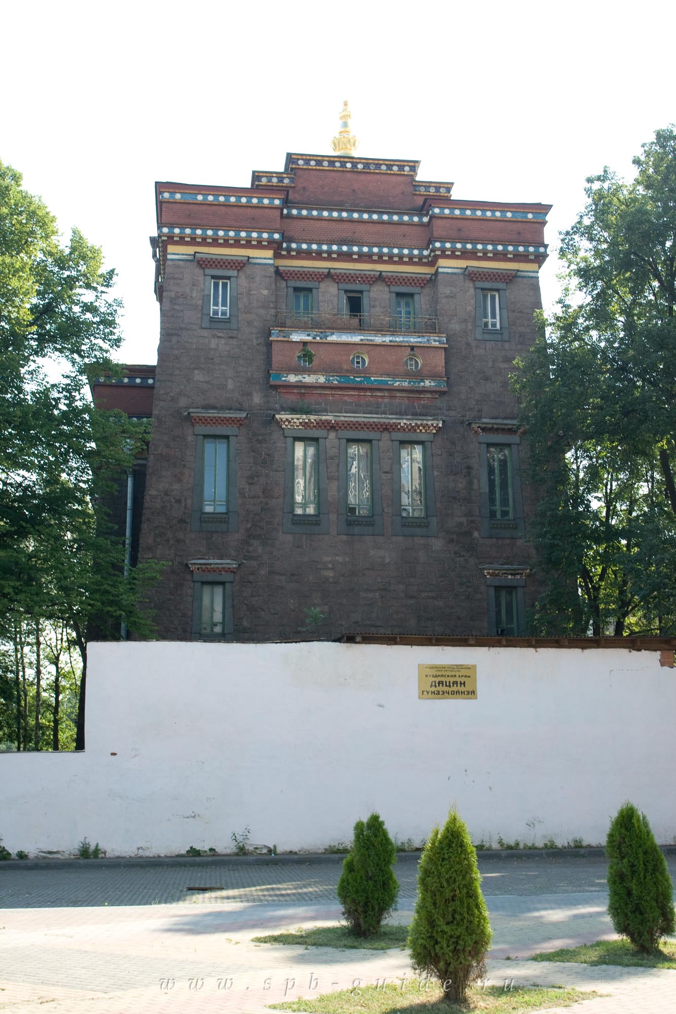 Буддийский храм в Санкт-Петербурге
