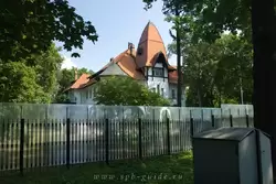 Особняк Фолленвейдера «Сахарная голова» на Каменном острове в Санкт-Петербурге Особняк Фолленвейдера «Сахарная голова» на Каменном острове в Санкт-Петербурге