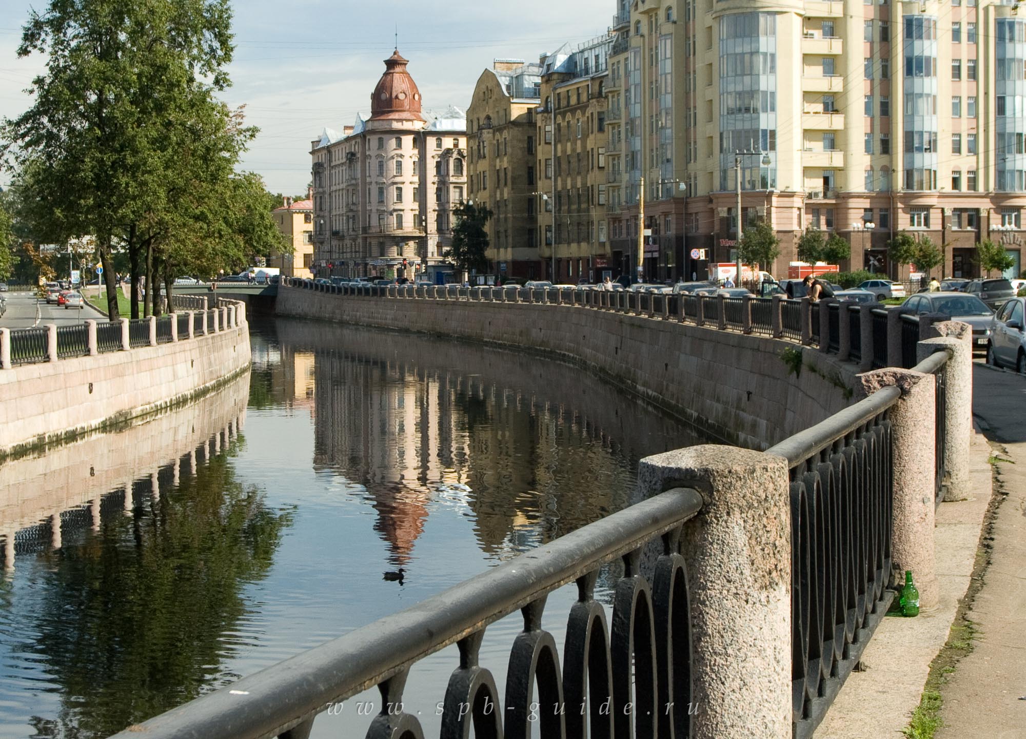 Петроградский район, жилые дома на набережной Карповки