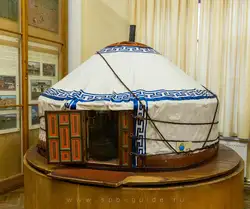 Модель юрты в Монголии Модель юрты в Монголии
