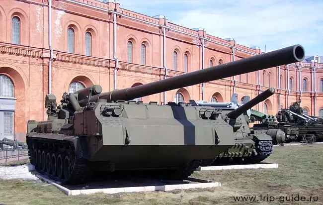 203 мм самоходная пушка 2С7 «Пион», 1975 г.