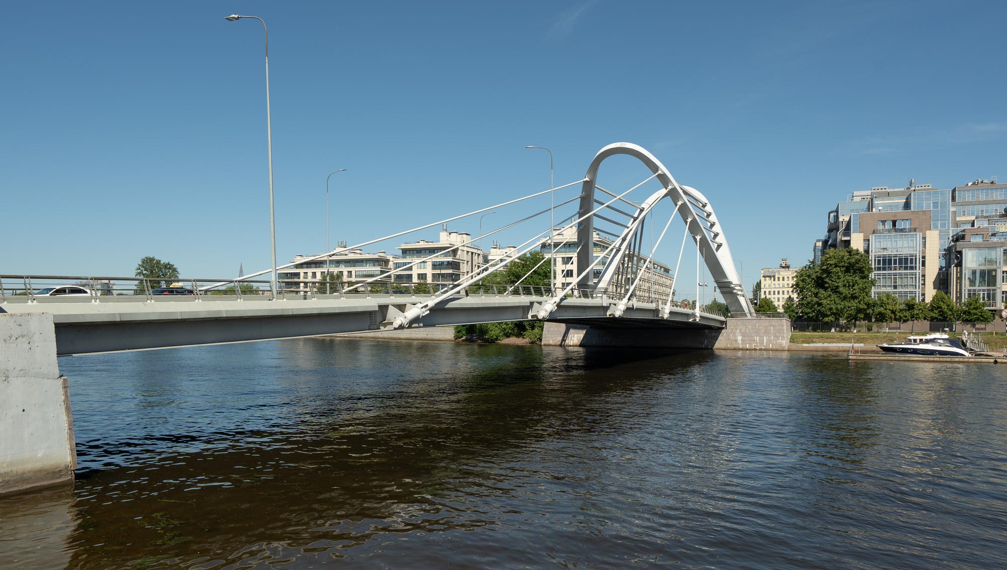 Лазаревский мост в Санкт-Петербурге