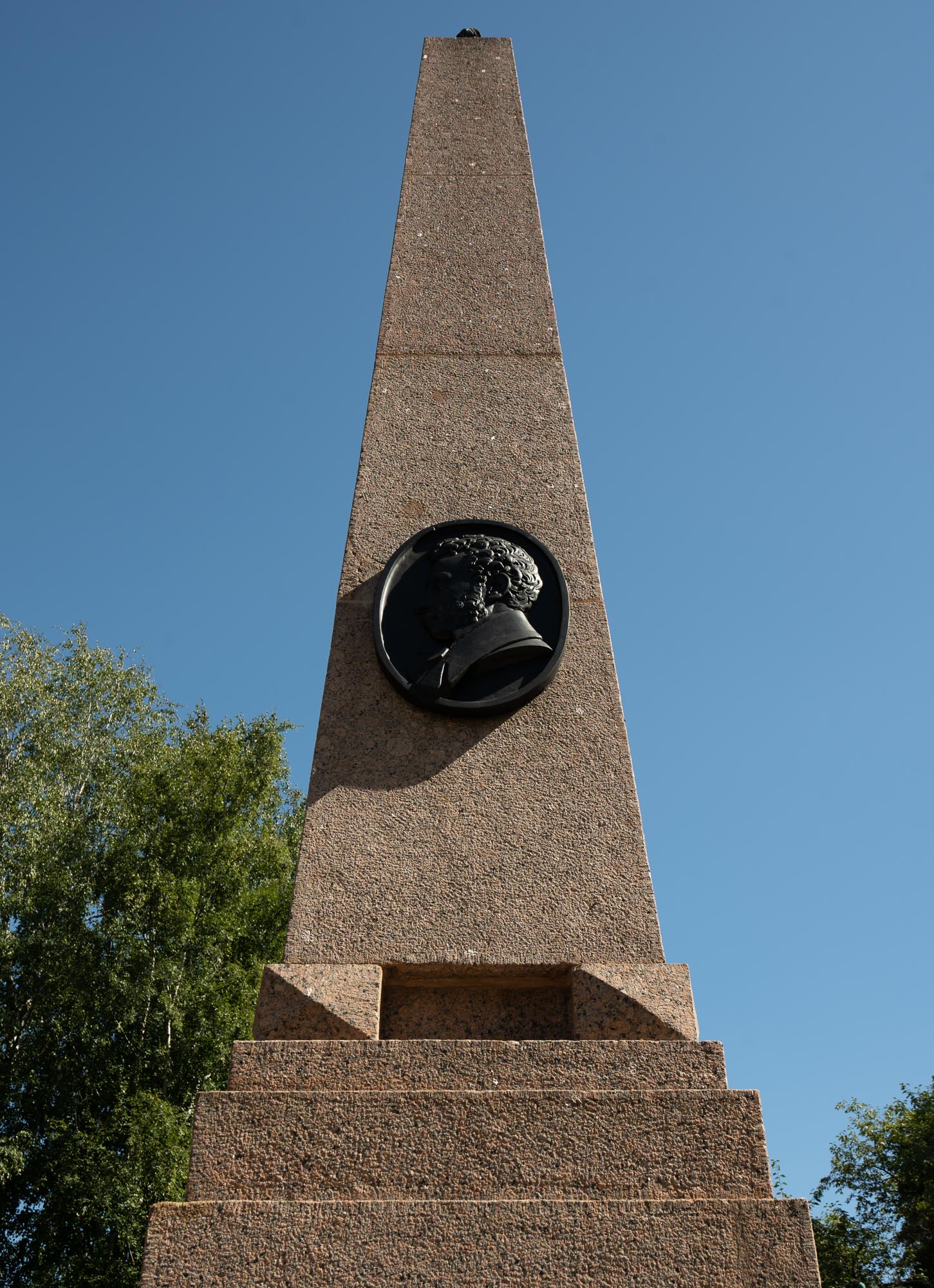 Место дуэли А. С. Пушкина, памятник