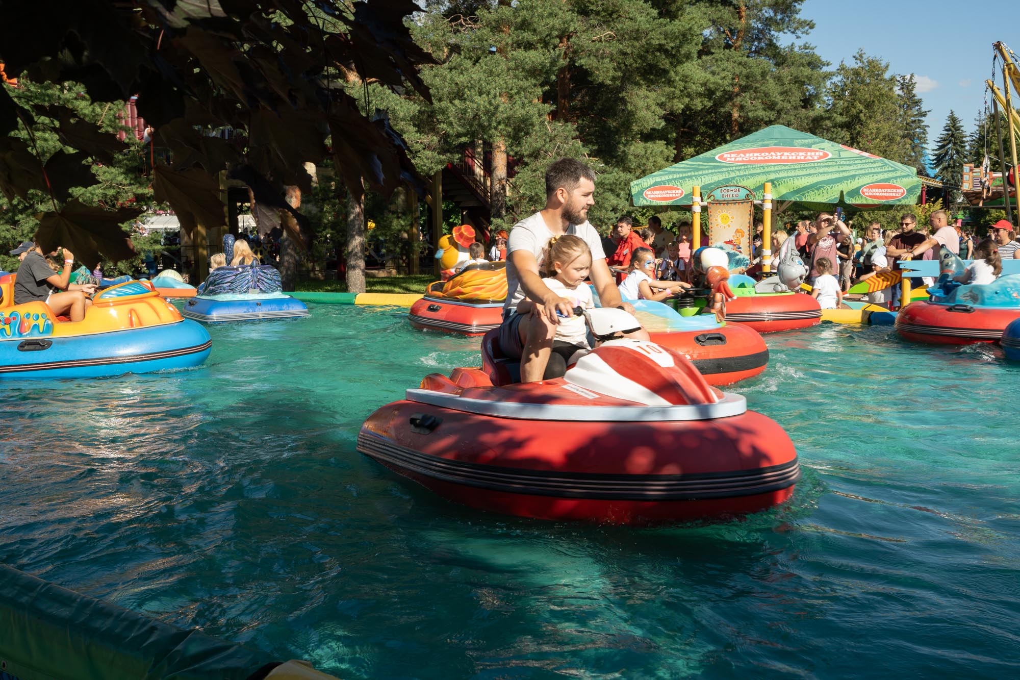 Парк Диво Остров, аттракцион «Водное диско»