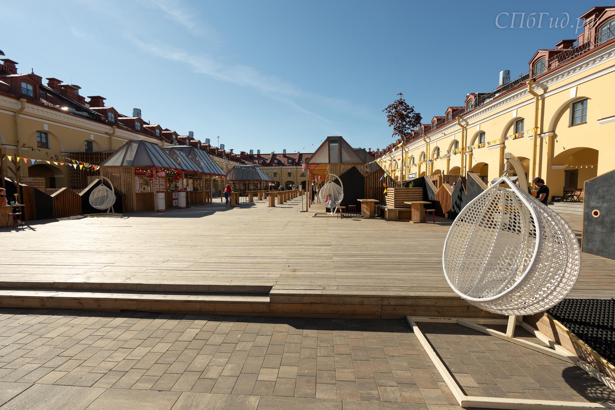 Никольские ряды в Санкт-Петербурге