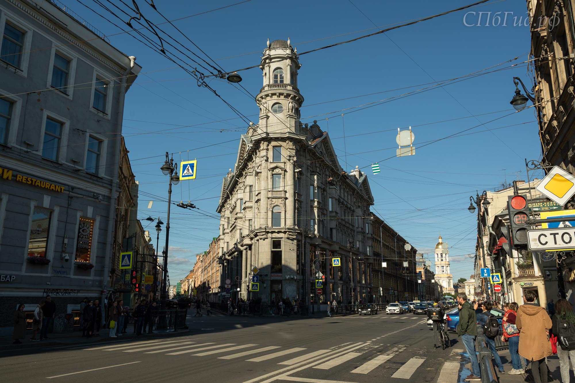 Пять углов в Санкт-Петербурге