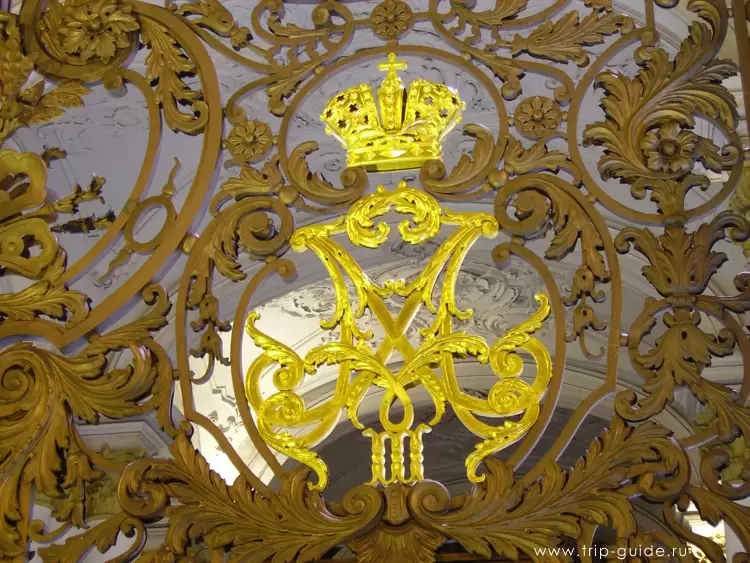 Решётка ворот Эрмитажа