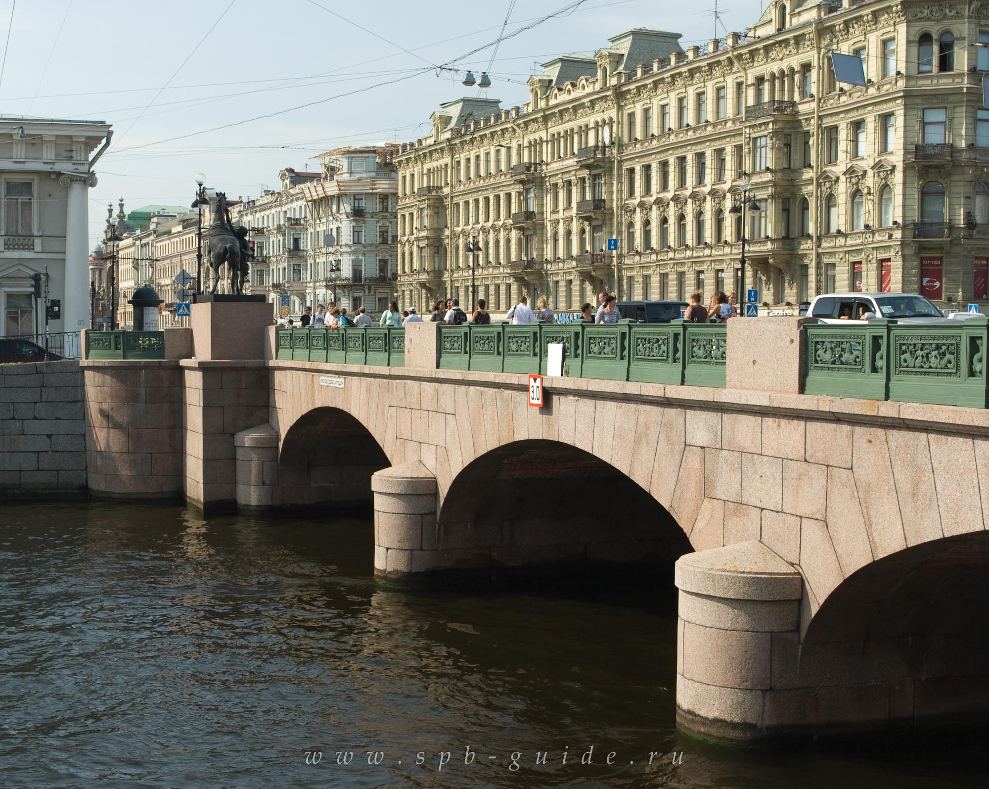 Аничков мост