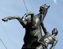 Скульптура, Аничков мост в Санкт-Петербурге Скульптура, Аничков мост в Санкт-Петербурге
