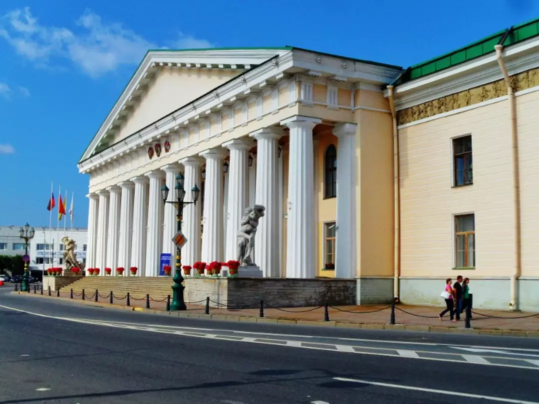 Горный институт. Строительство в 1806-1811гг. Арх. А. Воронихин