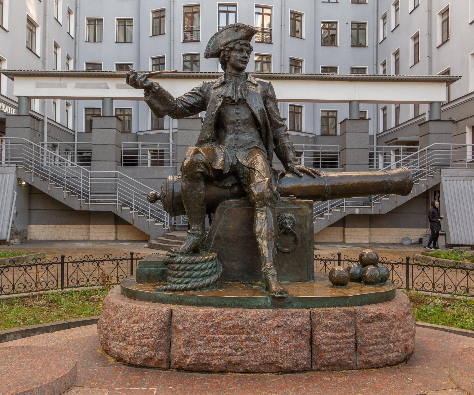 Памятник Василию Корчмину в Санкт-Петербурге