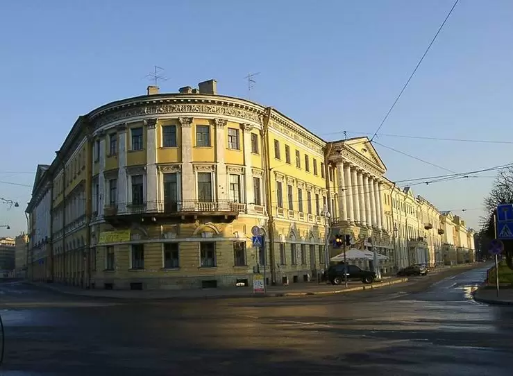 Белые ночи, дом Адамини