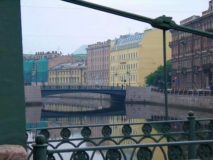 Белые ночи, Почтамтский мост