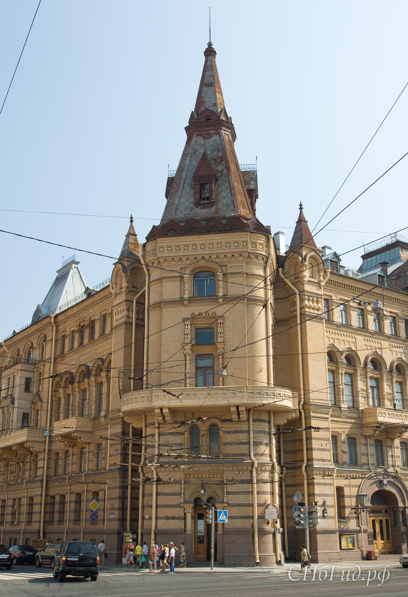 Дом офицеров в Санкт-Петербурге