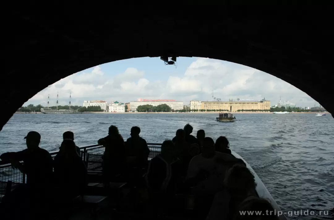 Под Прачечным мостом