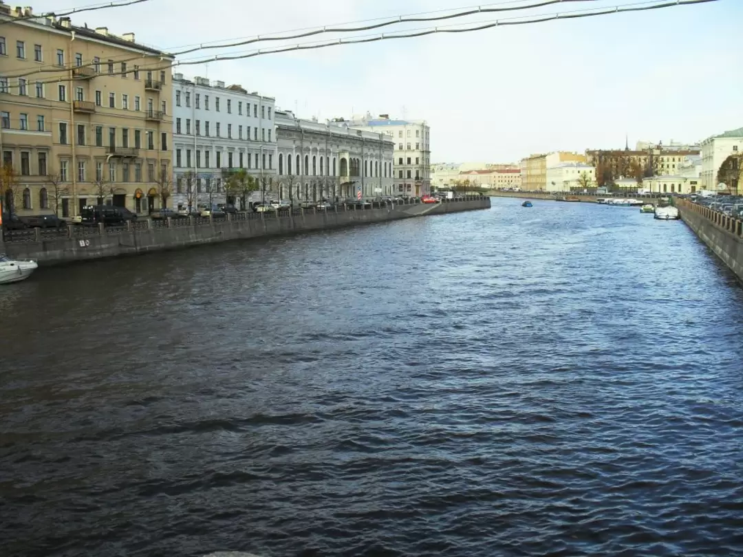 Река Фонтанка, вид с Аничкова моста
