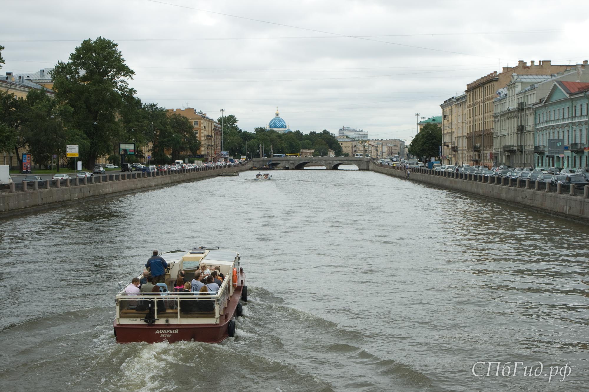 Река Фонтанка — вид с Семёновского моста
