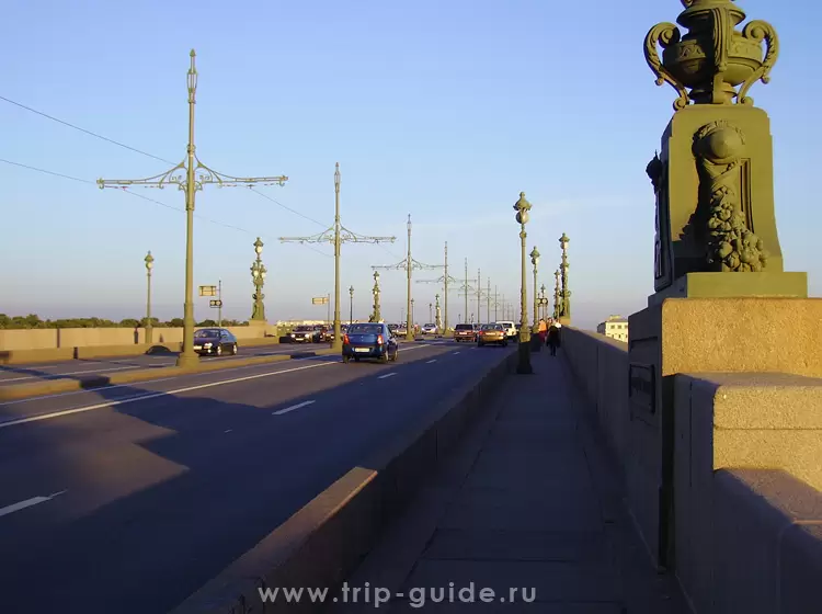 Троицкий мост