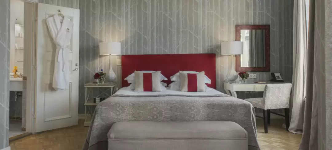 Полулюкс (Junior Suite) в гостинице «Англетер»