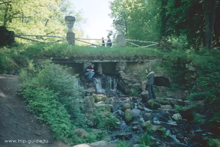 Павловск, Руинный каскад