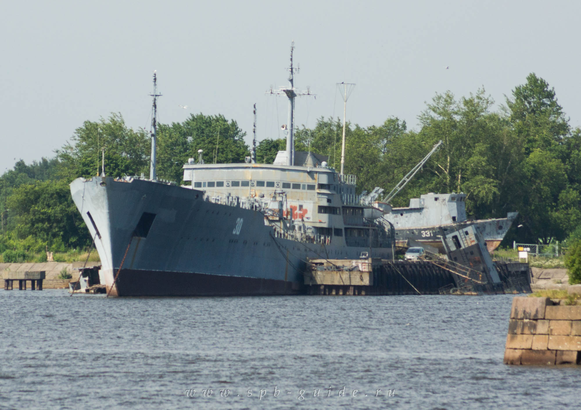 Плавучая мастерская ПМ-30