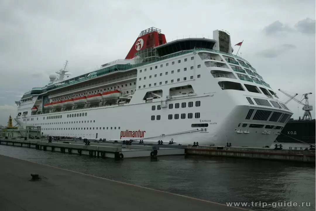 Теплоход «Empress» круизной компании Pullmantur