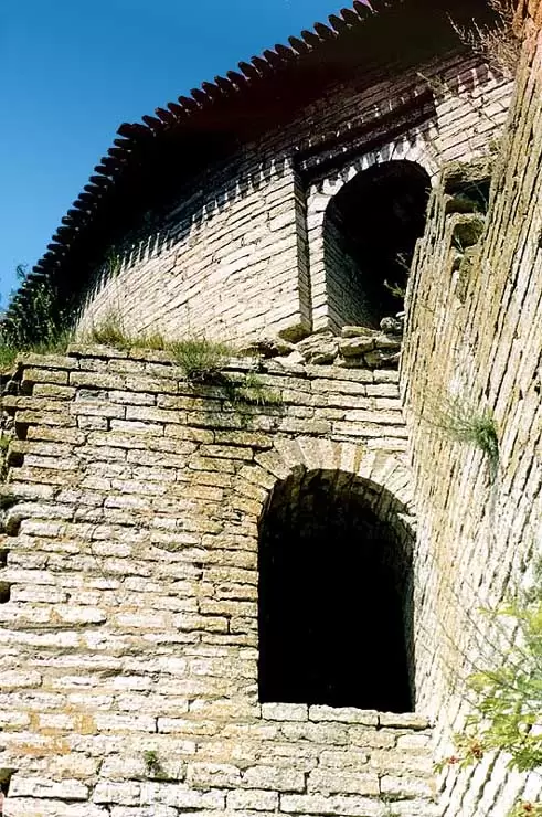 Петрокрепость, Королевская башня