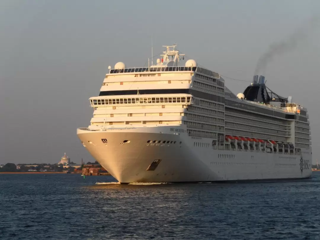 Круизный лайнер «MSC Оркестра»