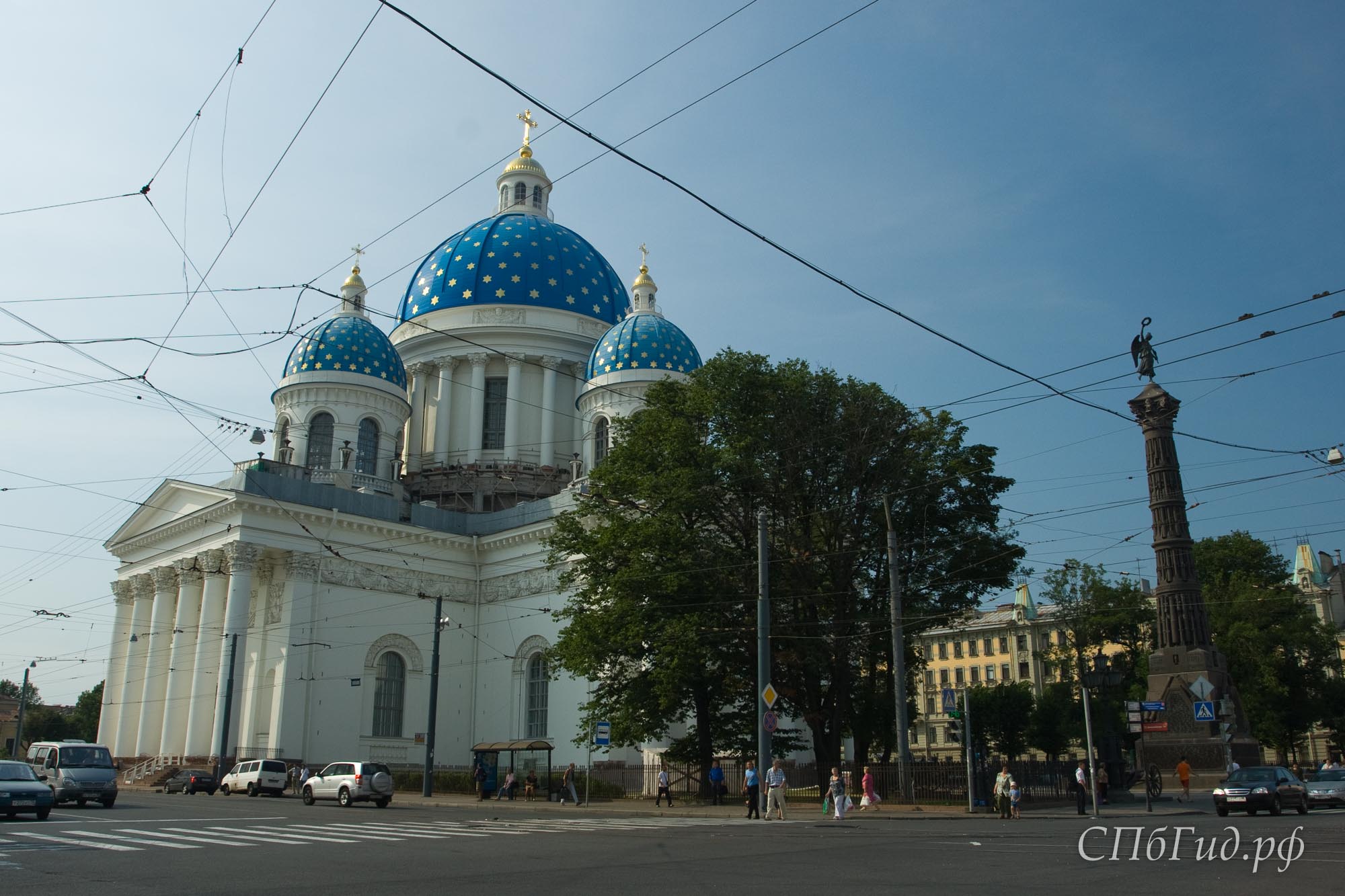 Троицкий собор и колонна славы Измайловского полка