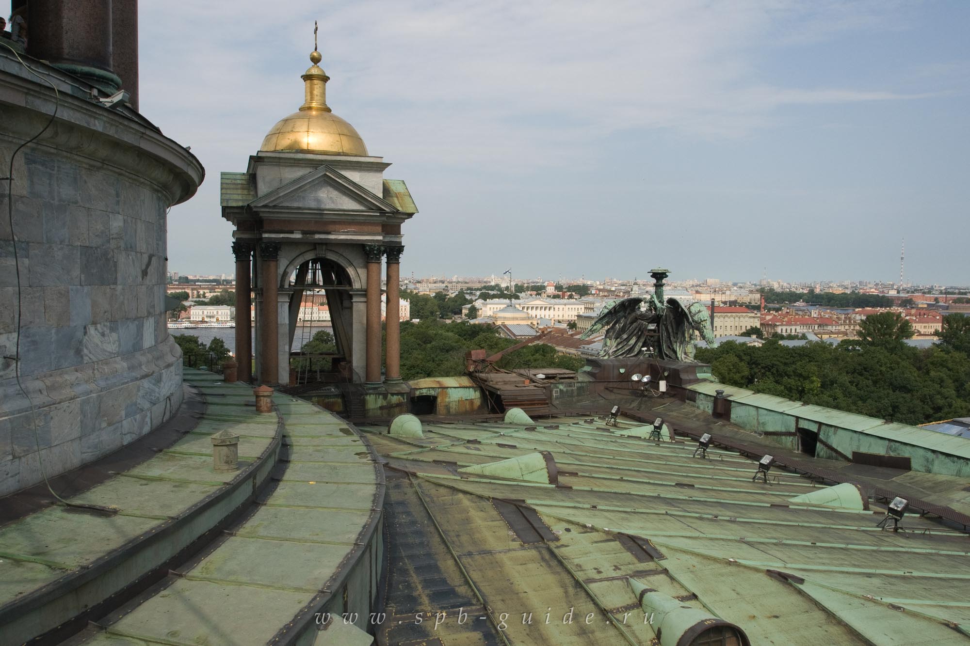 Крыша Исаакиевского собора